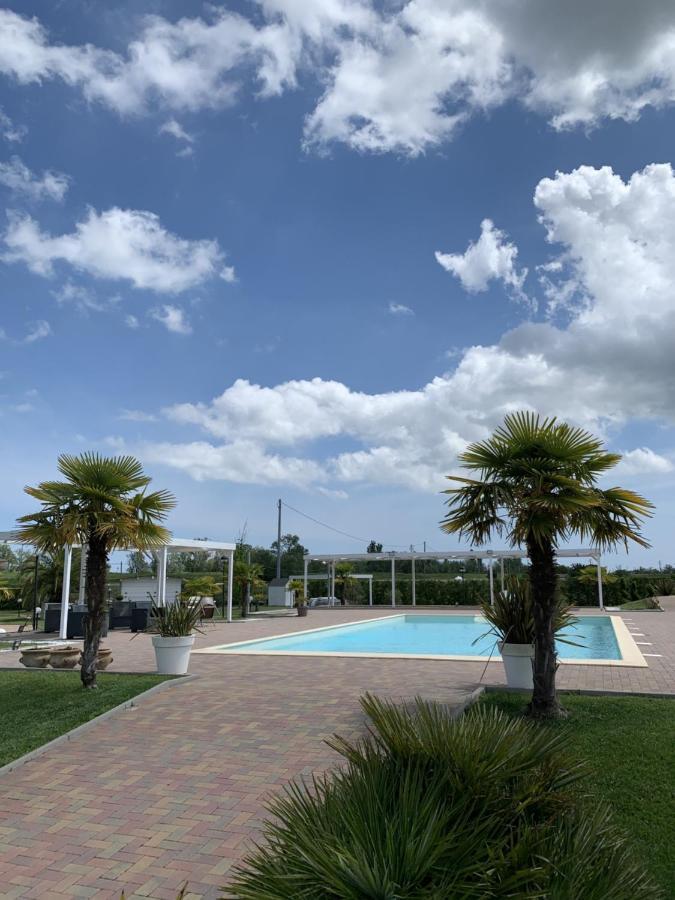 פורטו טולה Hotel Bussana מראה חיצוני תמונה