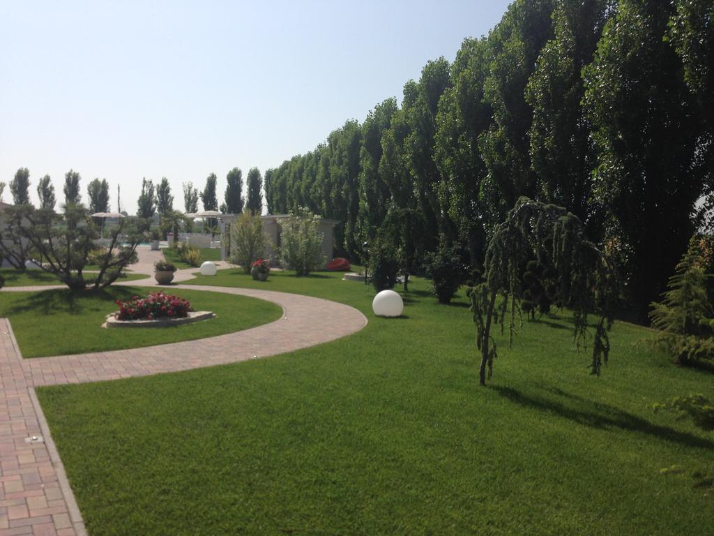 פורטו טולה Hotel Bussana מראה חיצוני תמונה