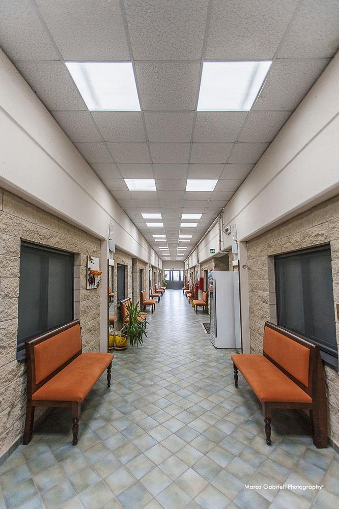 פורטו טולה Hotel Bussana מראה חיצוני תמונה